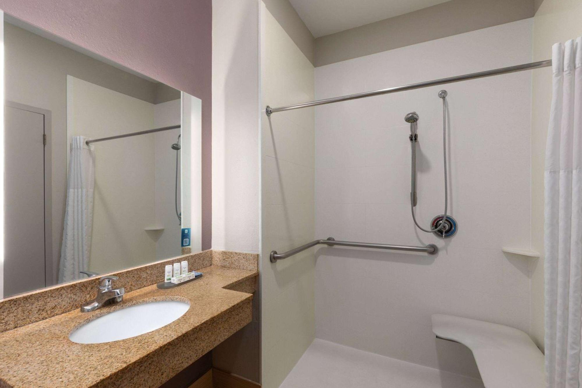 La Quinta By Wyndham Snellville - Stone Mountain Buitenkant foto