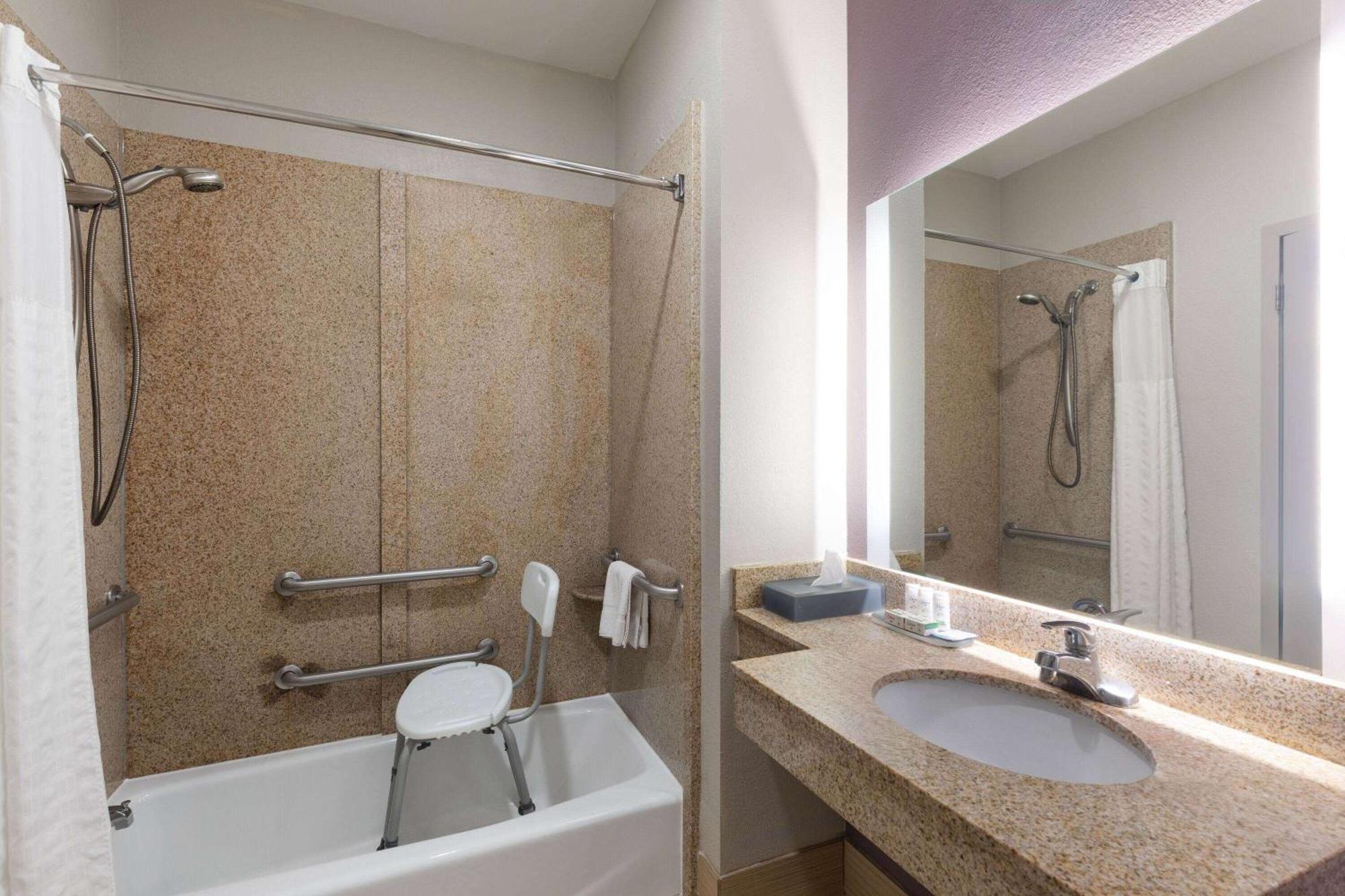 La Quinta By Wyndham Snellville - Stone Mountain Buitenkant foto